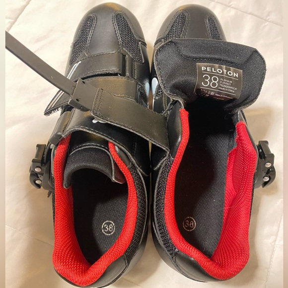 Women’s Peloton Shoes - Size 7 - Picture 6 of 7